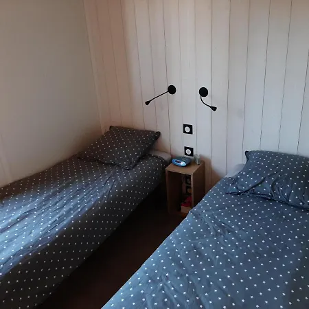 Cottage *